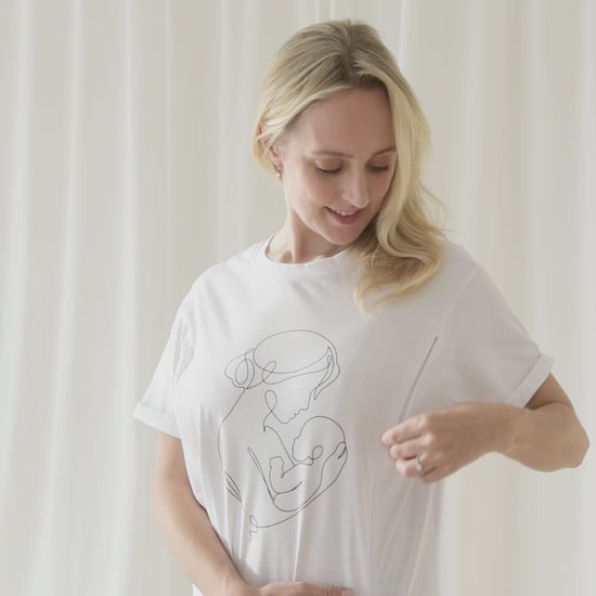 mom zipping and unzipping motherhood nursing t-shirt